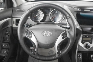 Седан Hyundai Avante 2011 года, 1049000 рублей, Кемерово