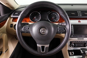 Седан Volkswagen Passat CC 2010 года, 949000 рублей, Пермь