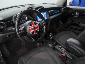 Хетчбэк MINI Cooper 2018 года, 1298077 рублей, Москва