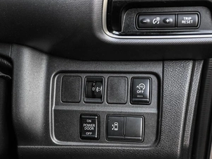 Минивэн Nissan Serena 2019 года, 2189000 рублей, Кирилловка