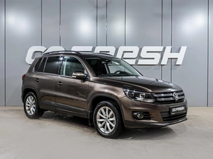 Внедорожник Volkswagen Tiguan 2016 года, 1589000 рублей, Воронеж