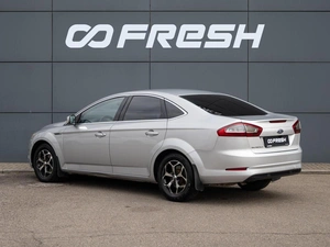 Седан Ford Mondeo 2011 года, 1015000 рублей, Краснодар