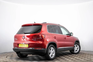 Внедорожник Volkswagen Tiguan 2014 года, 1659000 рублей, Пермь
