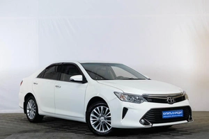 Седан Toyota Camry 2017 года, 2299000 рублей, Тюмень
