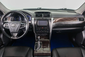Седан Toyota Camry 2018 года, 1879000 рублей, Пермь