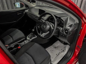 Хетчбэк Mazda Demio 2014 года, 899000 рублей, Красноярск