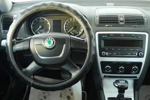Лифтбек Skoda Octavia 2011 года, 779000 рублей, Омск