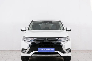 Внедорожник Mitsubishi Outlander 2018 года, 2339000 рублей, Красноярск