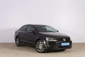 Седан Volkswagen Jetta 2013 года, 1049000 рублей, Новосибирск