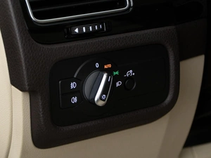 Внедорожник Volkswagen Touareg 2015 года, 3490444 рублей, Москва