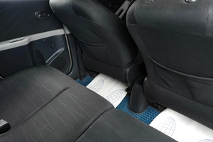 Хетчбэк Toyota Yaris 2006 года, 699000 рублей, Тюмень