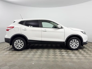 Внедорожник Nissan Qashqai 2016 года, 1409900 рублей, Казань