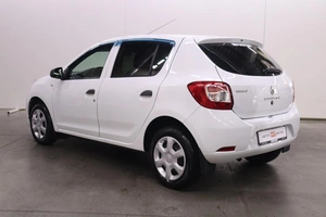 Хэтчбек Renault Sandero 2017 года, 760000 рублей, Брянск