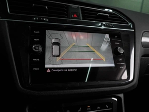 Внедорожник Volkswagen Tiguan 2019 года, 2480000 рублей, Воронеж
