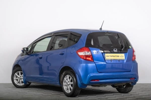 Хетчбэк Honda Fit 2012 года, 849000 рублей, Томск
