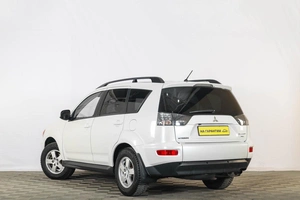 Внедорожник Mitsubishi Outlander 2011 года, 1269000 рублей, Тюмень