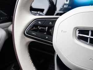 Внедорожник Geely Monjaro 2023 года, 2830000 рублей, Краснодар