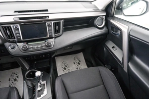 Внедорожник Toyota RAV4 2017 года, 3189000 рублей, Красноярск