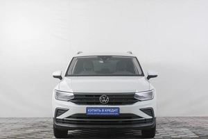 Внедорожник Volkswagen Tiguan 2021 года, 2849000 рублей, Кемерово