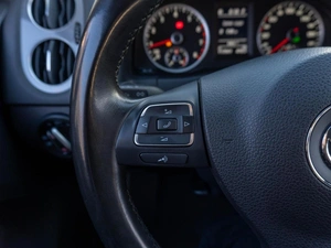 Внедорожник Volkswagen Tiguan 2013 года, 1879000 рублей, Саратов