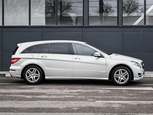 Минивэн Mercedes-benz R-класс 2012 года, 1489000 рублей, Кирилловка