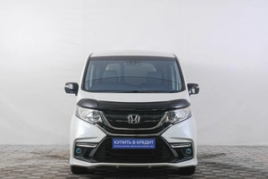 Минивэн Honda Stepwgn 2017 года, 2249000 рублей, Кемерово