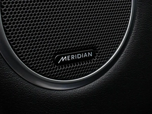 Внедорожник Land Rover Range Rover 2015 года, 3999000 рублей, Волгоград