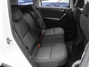 Внедорожник Skoda Yeti 2011 года, 999000 рублей, Волгоград