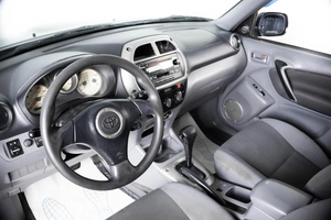 Внедорожник Toyota RAV4 2003 года, 639000 рублей, Пермь