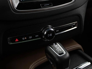 Внедорожник Volvo XC90 2020 года, 4997077 рублей, Москва