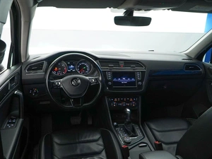 Внедорожник Volkswagen Tiguan 2017 года, 2498055 рублей, Москва