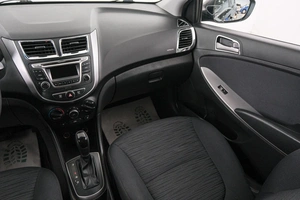 Хетчбэк Hyundai Solaris 2015 года, 999000 рублей, Красноярск