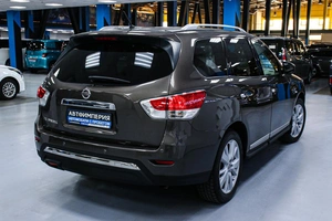 Внедорожник Nissan Pathfinder 2015 года, 1822000 рублей, Солонцы