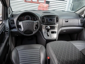 Минивэн Hyundai H-1 2017 года, 2320000 рублей, Краснодар