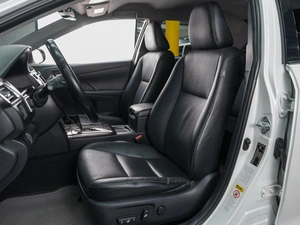 Седан Toyota Camry 2015 года, 1849000 рублей, Сургут
