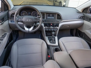 Седан Hyundai Elantra 2020 года, 1779000 рублей, Саратов