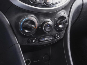 Седан Hyundai Solaris 2013 года, 999000 рублей, Ростов-на-Дону