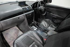 Седан Mazda Axela 2007 года, 529000 рублей, Новокузнецк