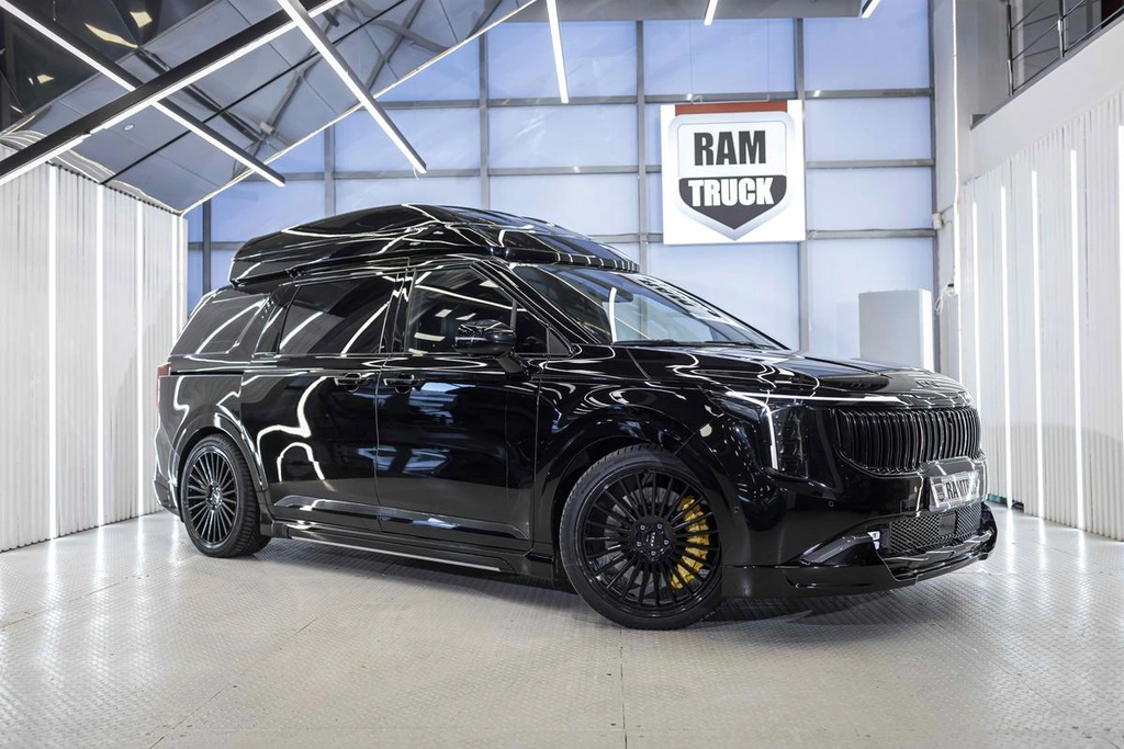 Минивэн Li Auto L9 2024 года, 13499999 рублей, Москва