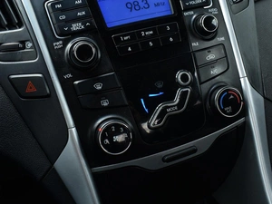 Седан Hyundai Sonata 2011 года, 1129000 рублей, Краснодар