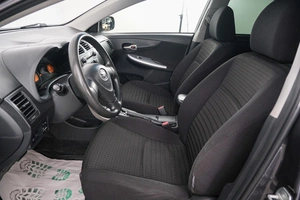 Седан Toyota Corolla 2010 года, 1149000 рублей, Красноярск