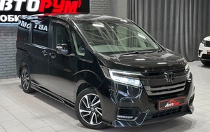 Минивэн Honda Stepwgn Spada 2020 года, 2597000 рублей, Красноярск