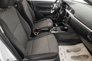 Седан Kia Rio 2017 года, 1119000 рублей, Барнаул