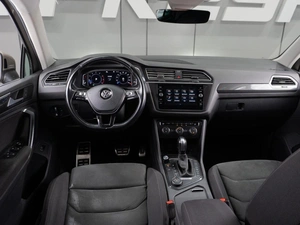 Внедорожник Volkswagen Tiguan 2020 года, 2800000 рублей, Тюмень