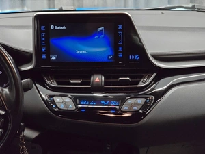 Внедорожник Toyota C-HR 2019 года, 2269000 рублей, Красноярск