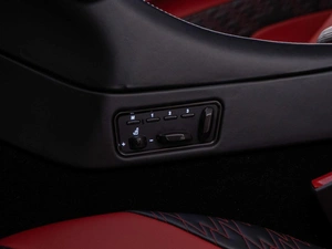 Кабриолет Aston Martin Vanquish 2019 года, 80900000 рублей, Москва