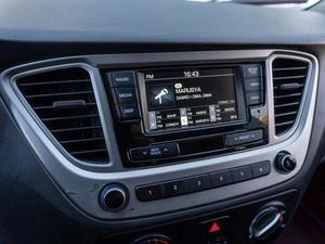 Седан Hyundai Solaris 2019 года, 999000 рублей, Саратов