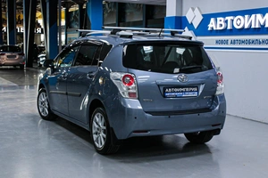 Минивэн Toyota Verso 2010 года, 1188000 рублей, Солонцы