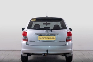 Универсал Toyota Corolla Fielder 2010 года, 1039000 рублей, Томск