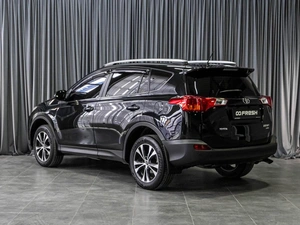 Внедорожник Toyota RAV4 2015 года, 2459000 рублей, Тюмень